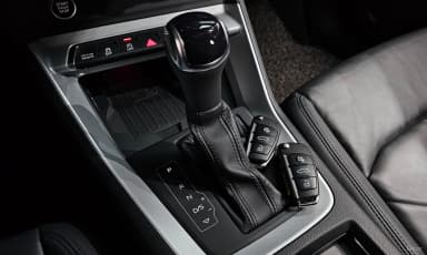 Q3 (F3)