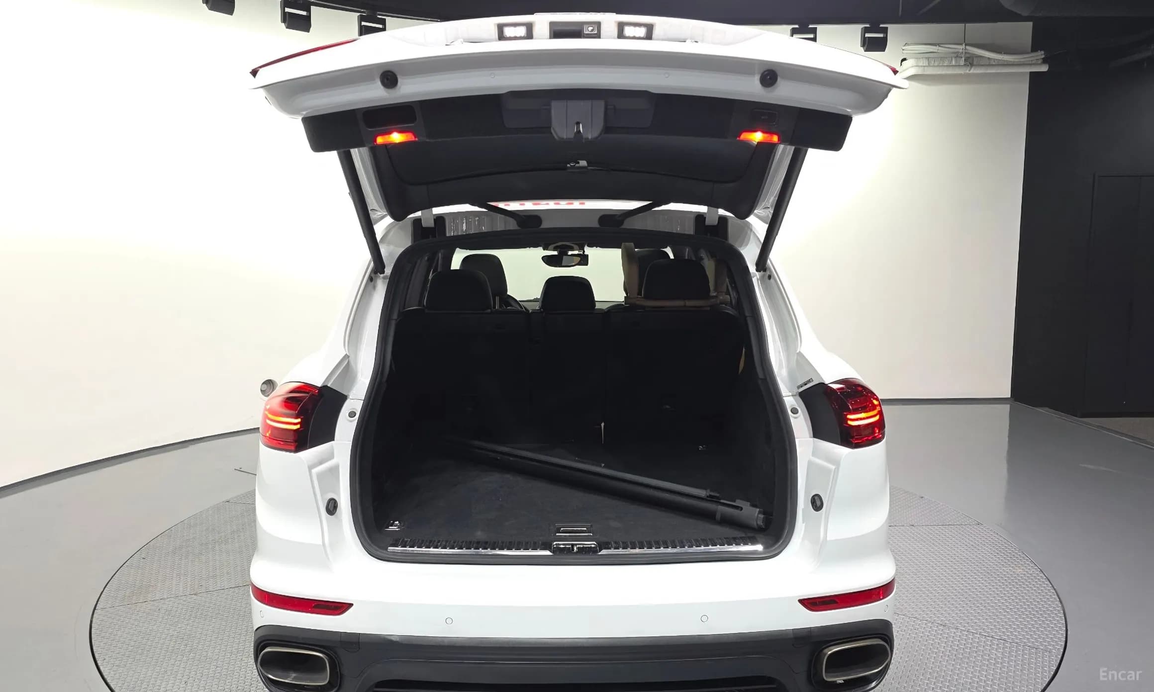 New Cayenne