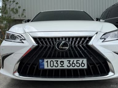 ES300h 7th Generation