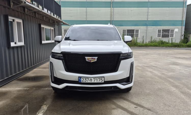 Escalade 5th Generation
