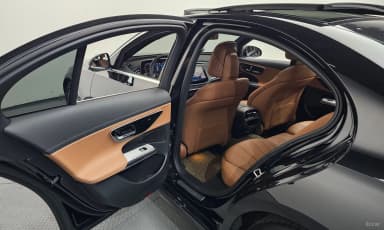 E-Class W214