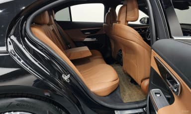 E-Class W214