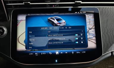 E-Class W214