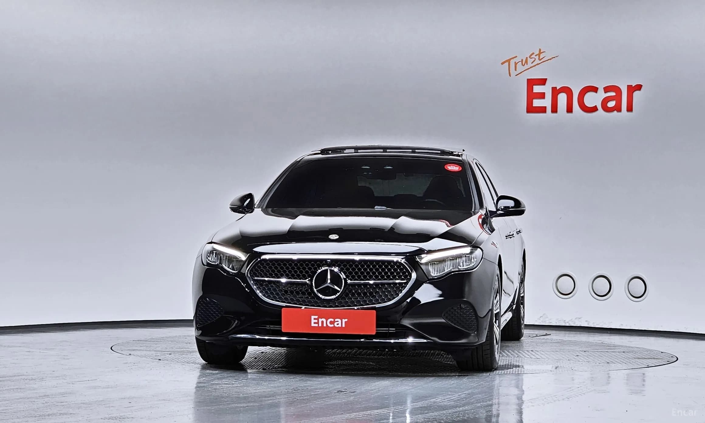 E-Class W214