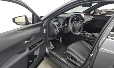 UX300h