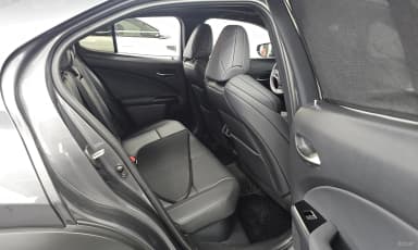 UX300h