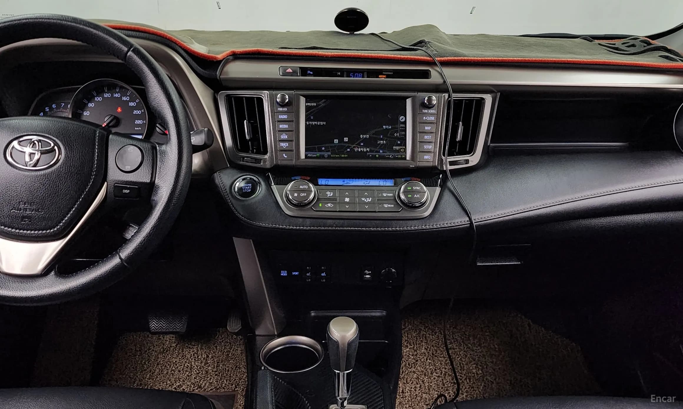 RAV4