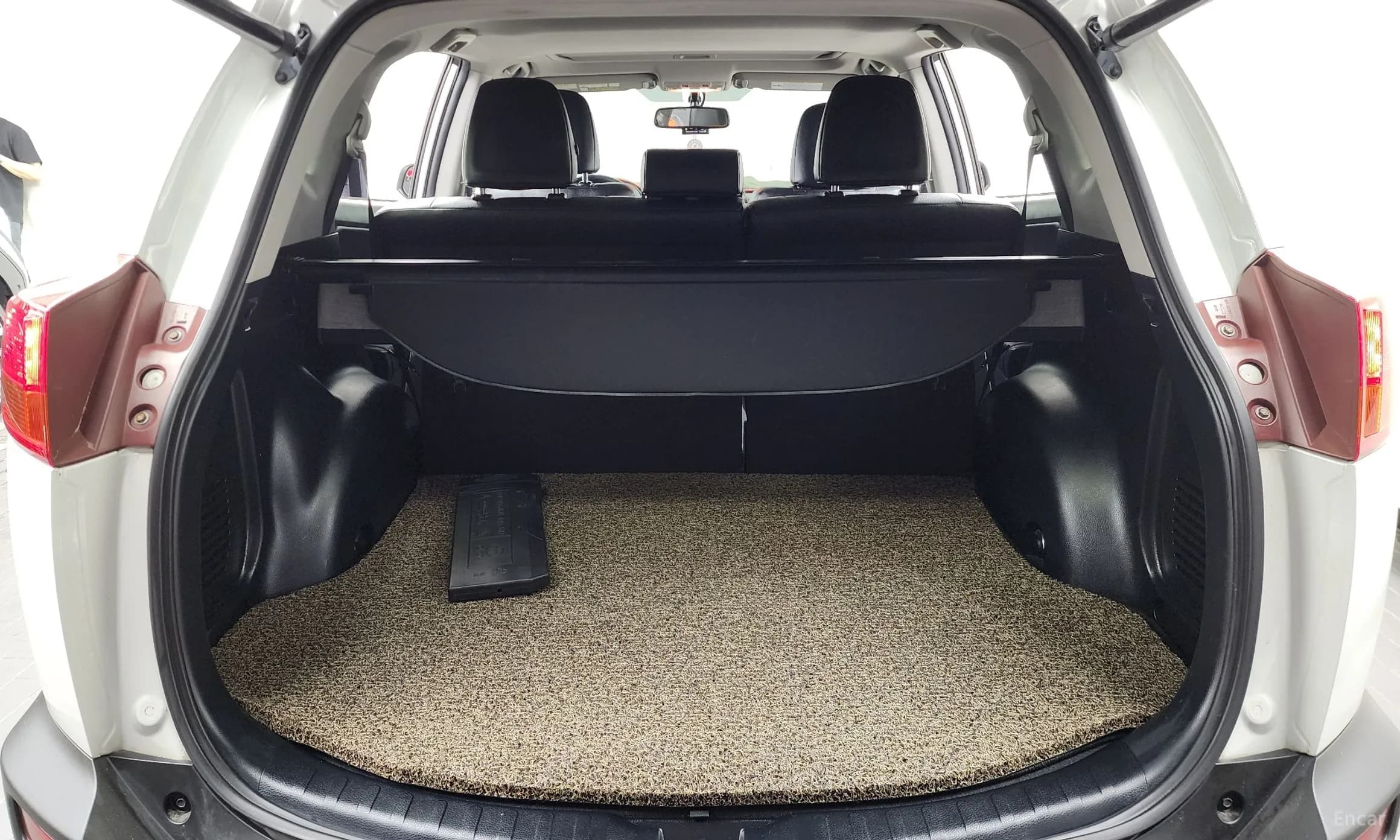 RAV4
