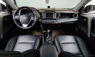 RAV4
