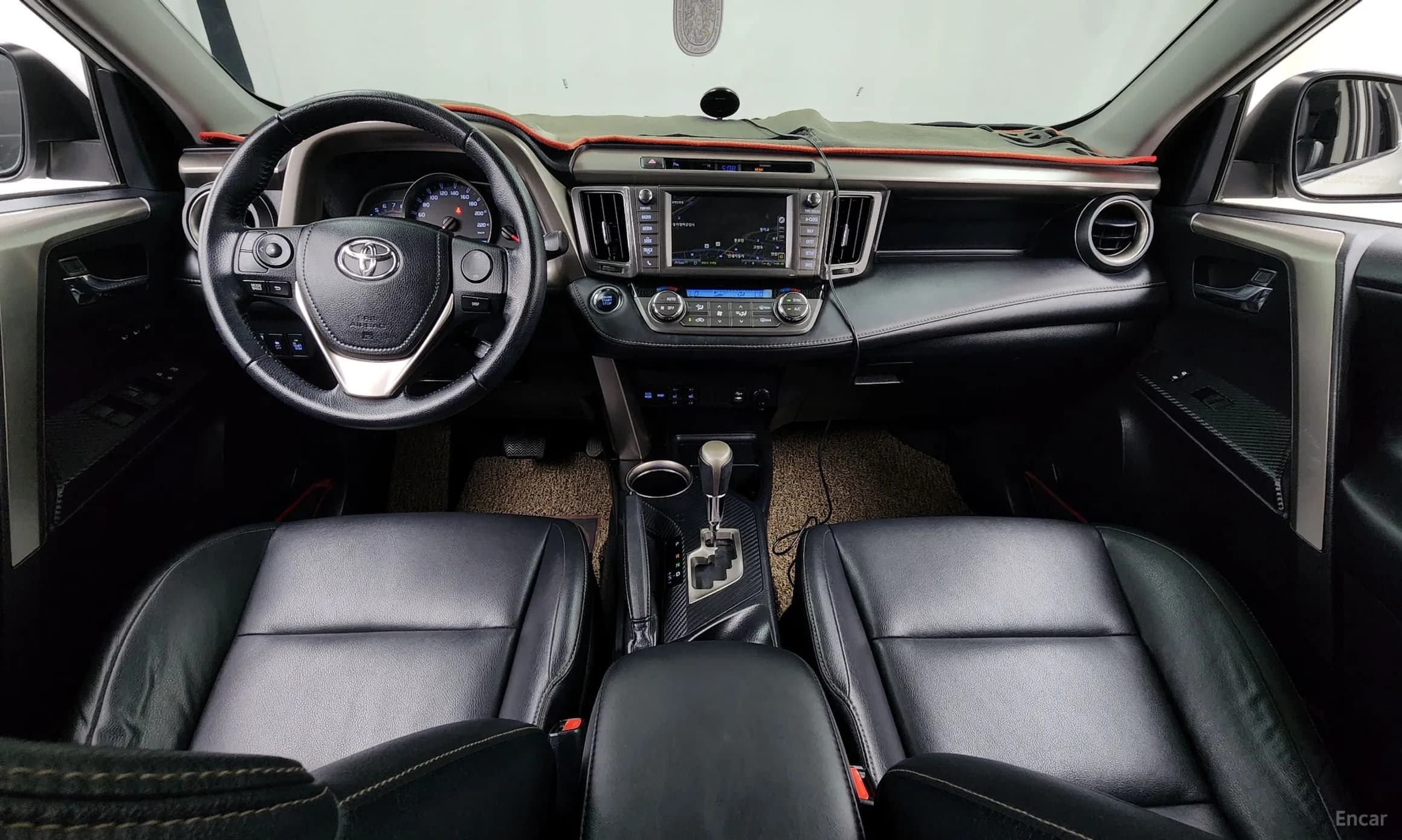 RAV4