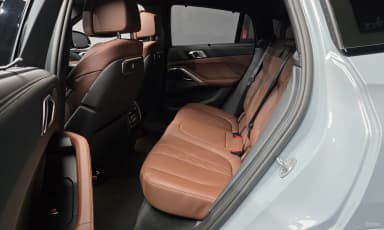 X6 (G06)