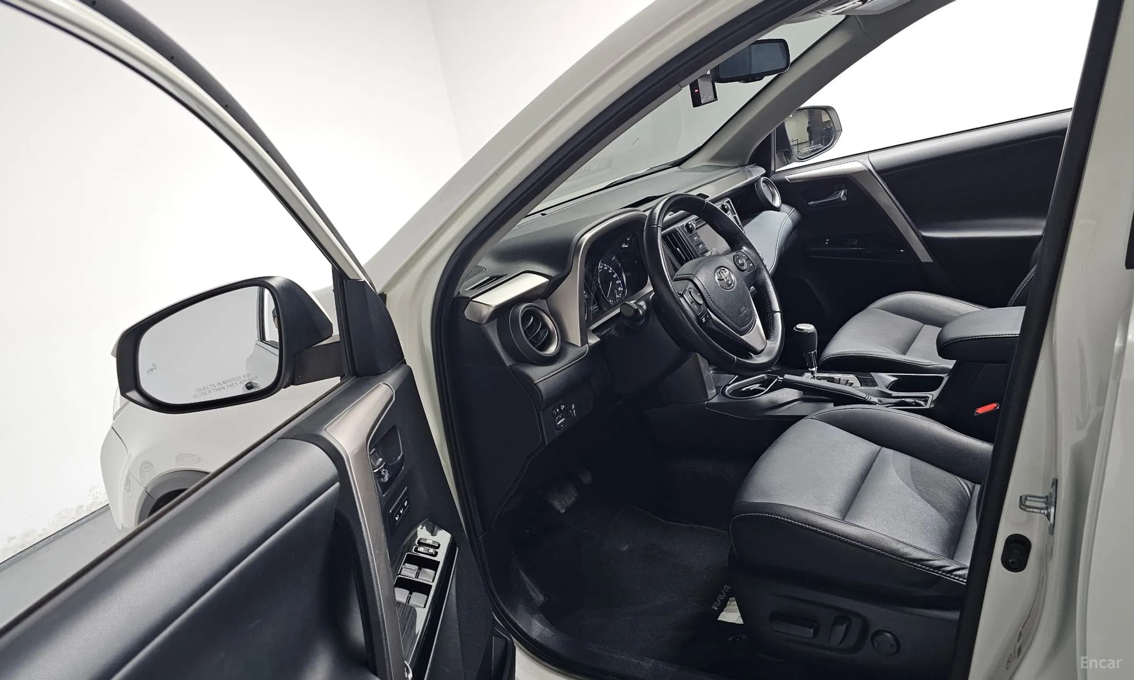 RAV4