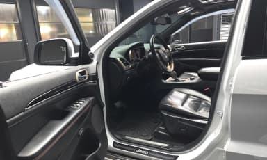 Grand Cherokee