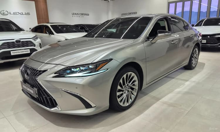 ES300h 7th Generation