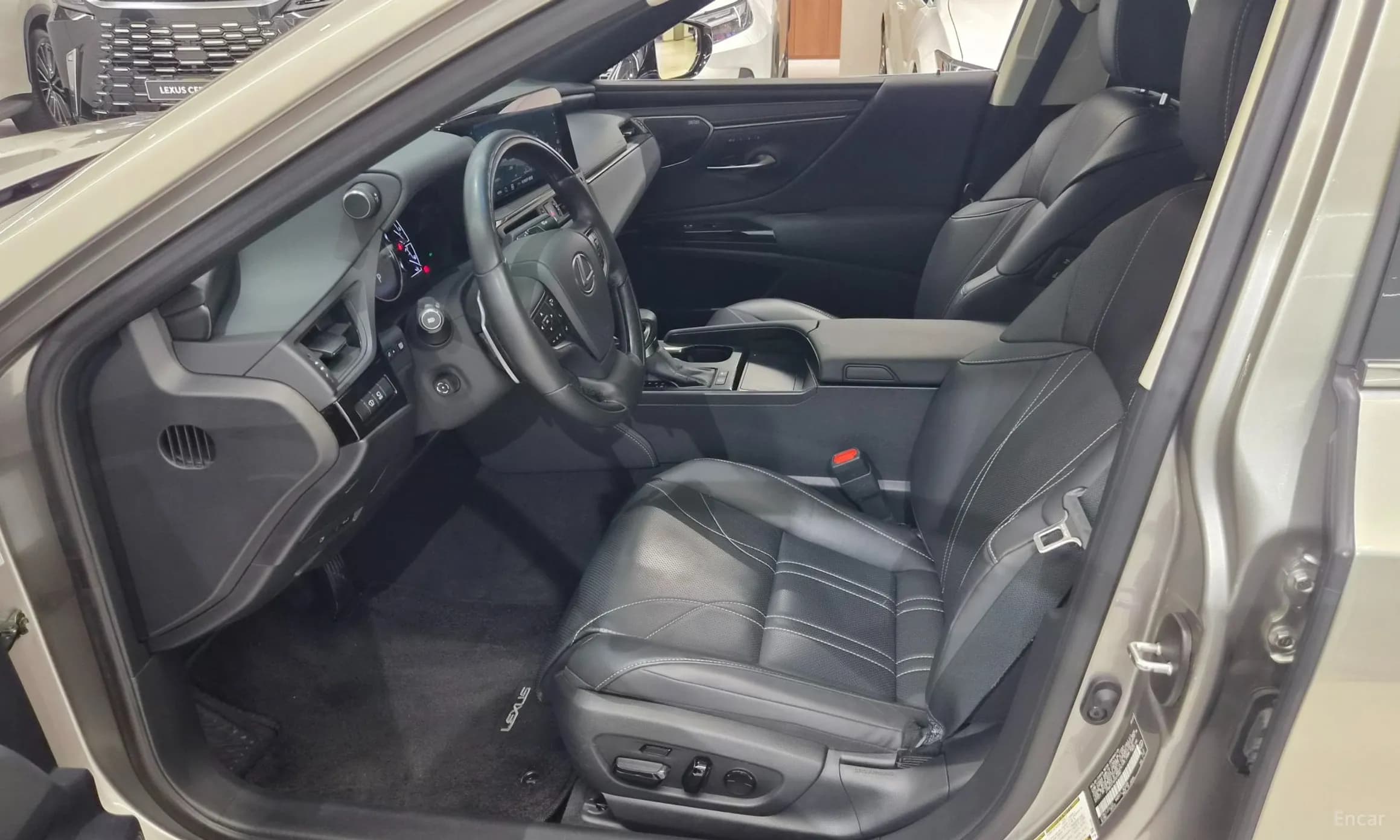 ES300h 7th Generation