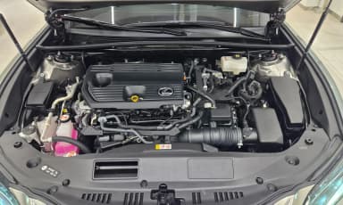 ES300h 7th Generation