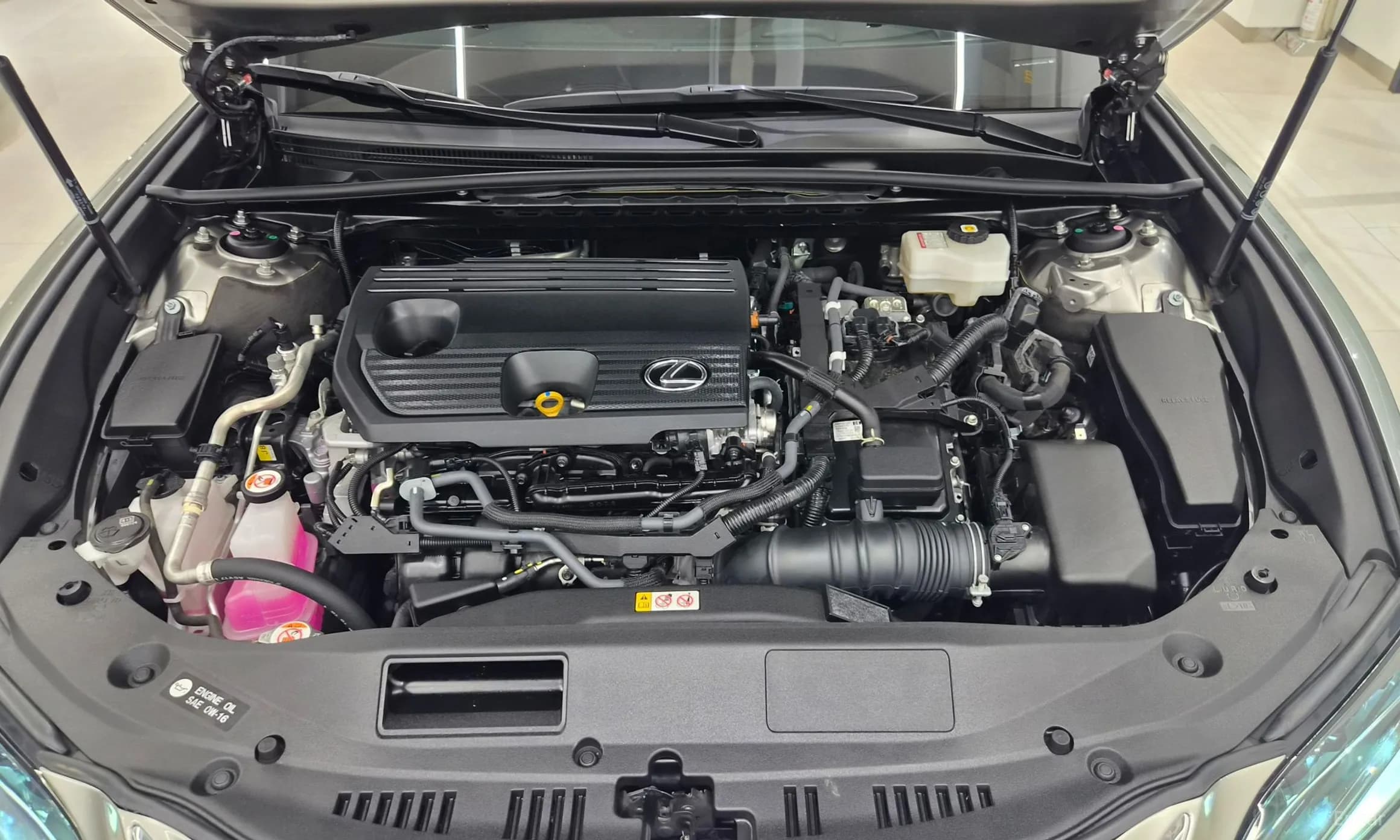 ES300h 7th Generation