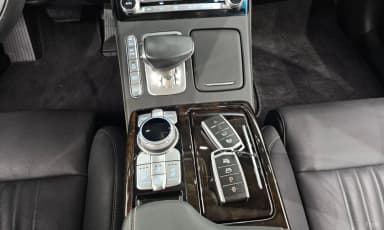 G90