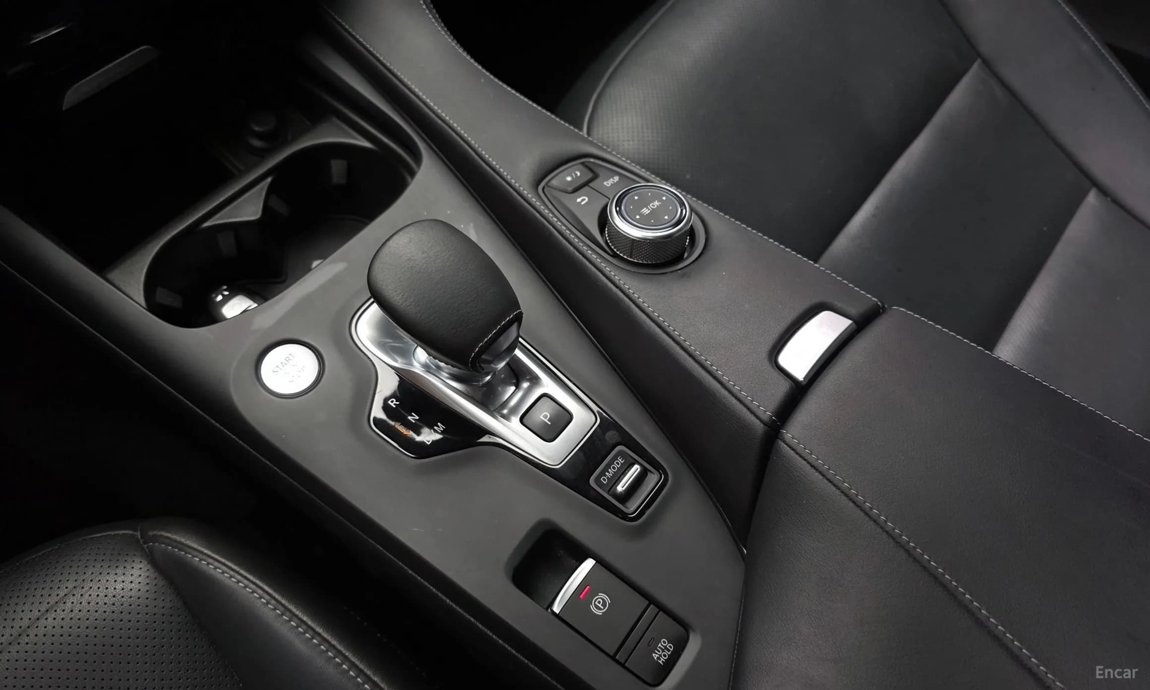 QX50 (P71A)