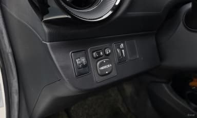 Prius C