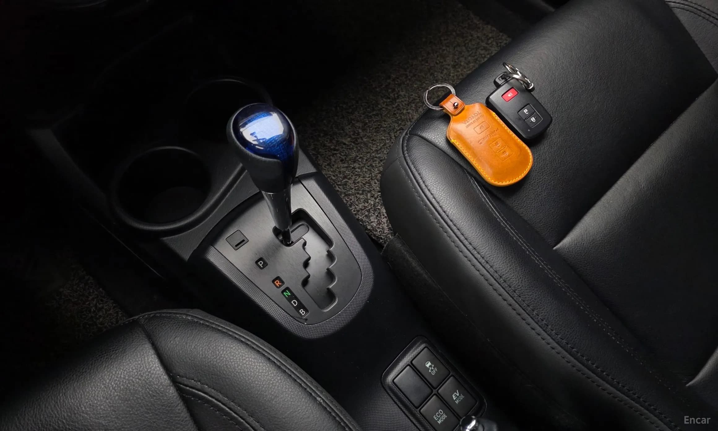 Prius C