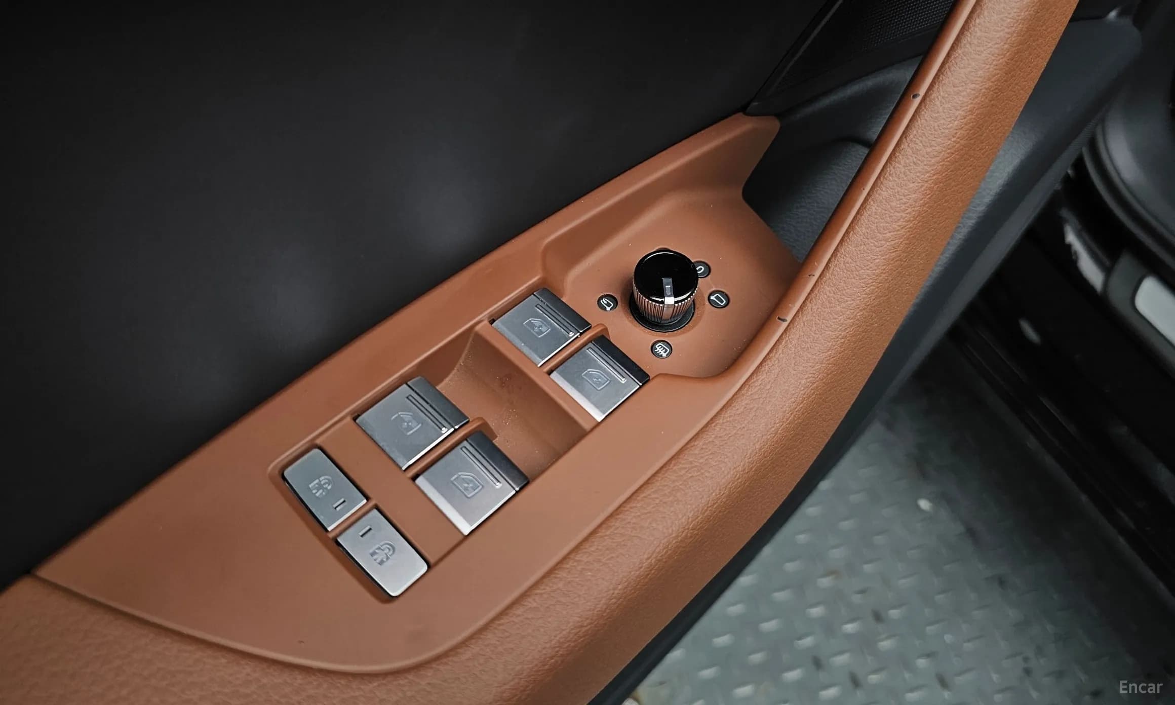 A6 (C8)