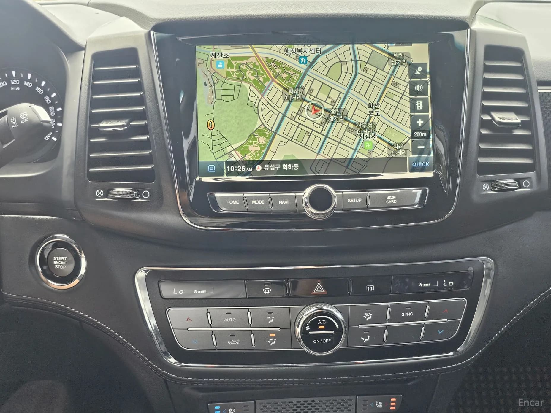 Rexton Sports Khan