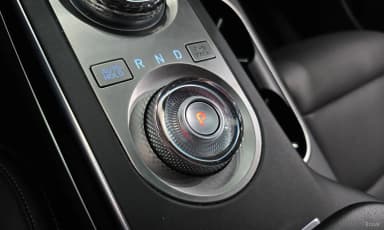 GV70