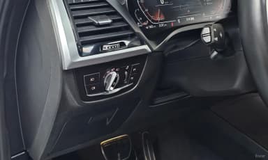 X4 (G02)