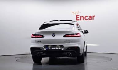 X4 (G02)