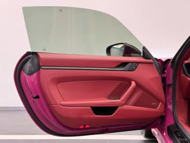 911 (992)