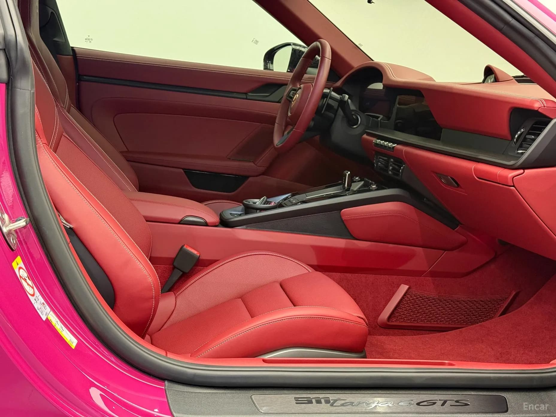 911 (992)