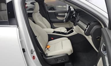 XC40