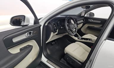 XC40