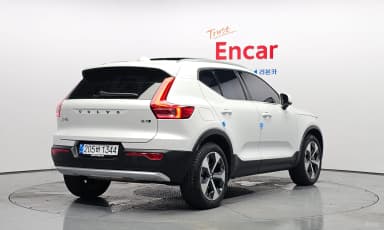 XC40