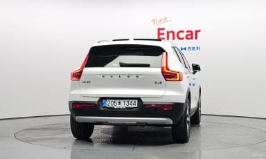 XC40