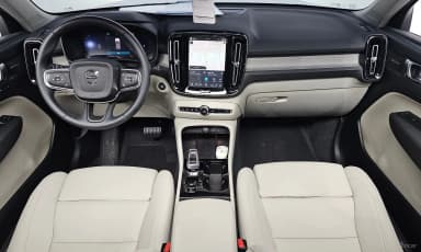XC40
