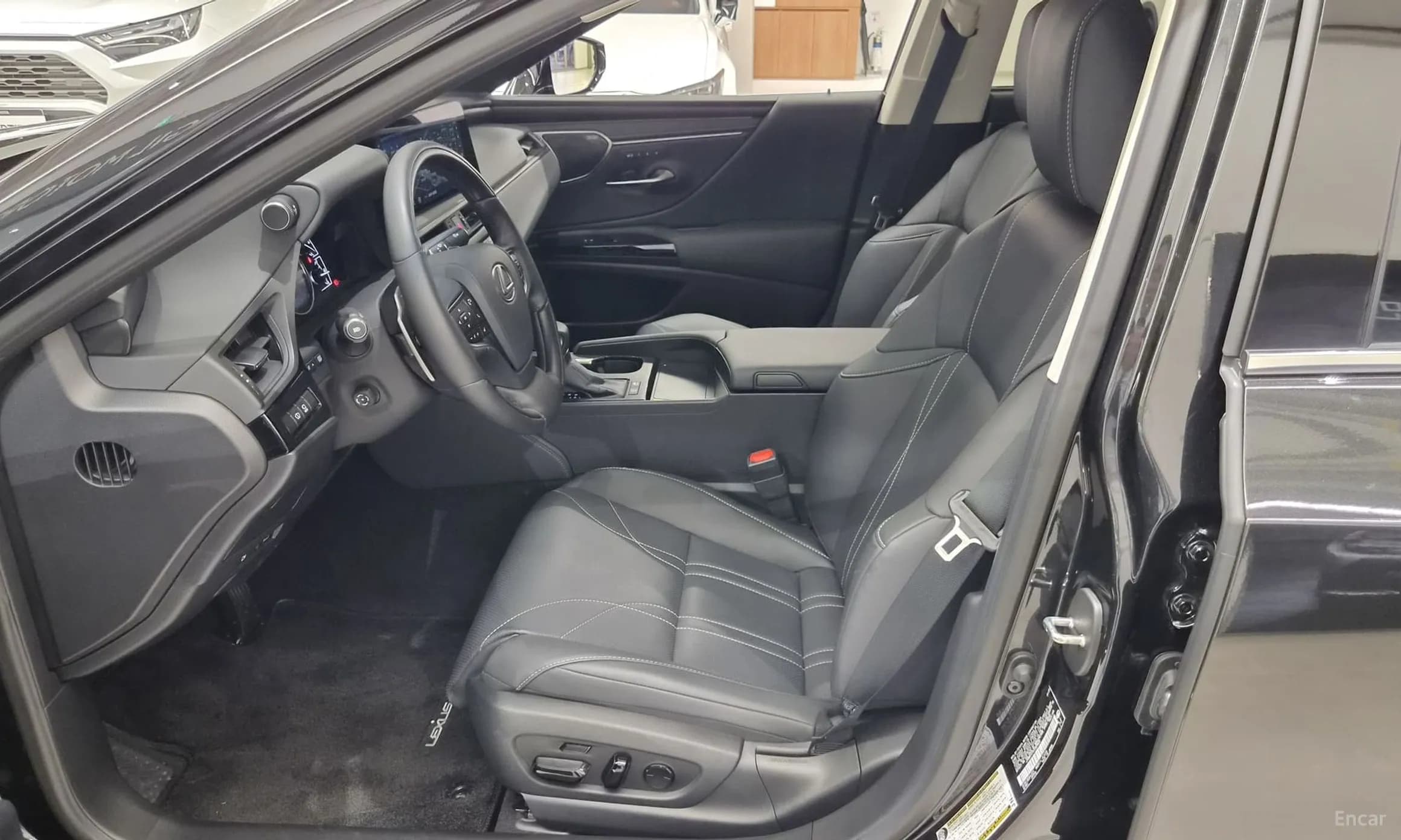 ES300h 7th Generation