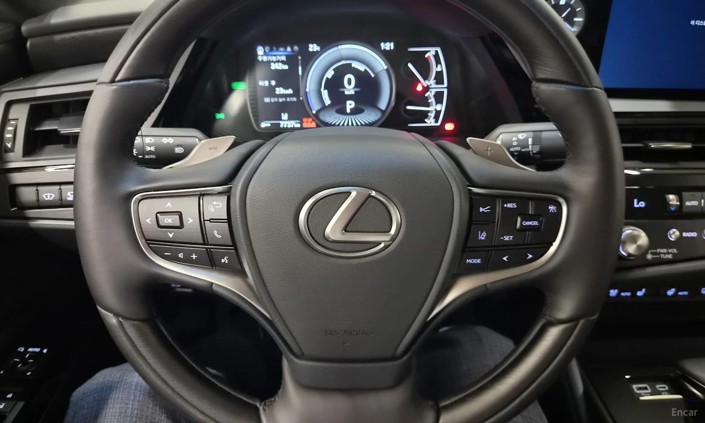 ES300h 7th Generation