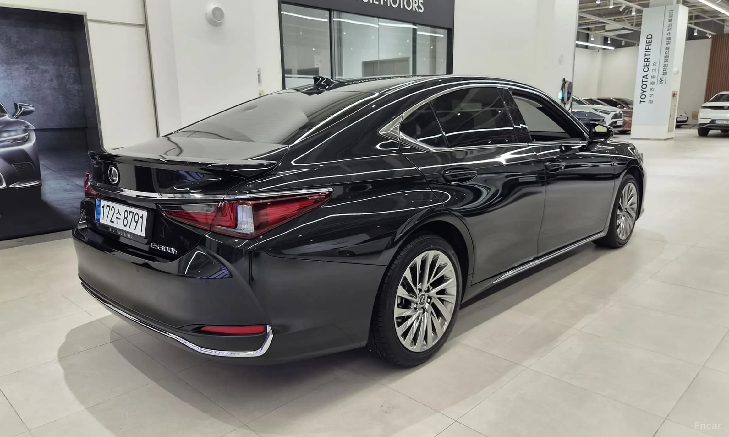 ES300h 7th Generation