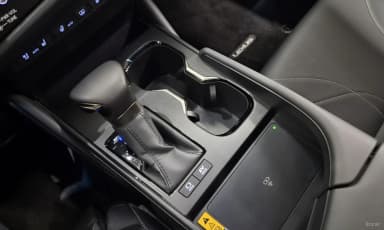 ES300h 7th Generation