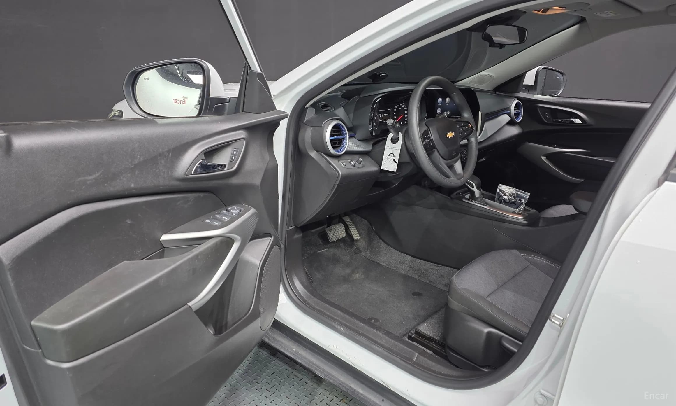 Trax Crossover