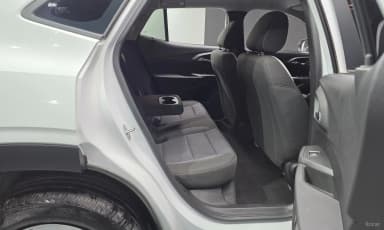 Trax Crossover