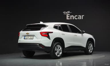 Trax Crossover