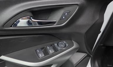 Trax Crossover