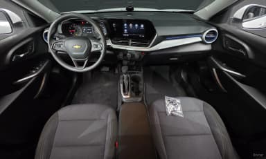 Trax Crossover