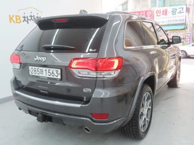 Grand Cherokee