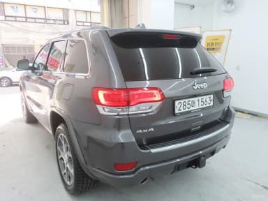 Grand Cherokee