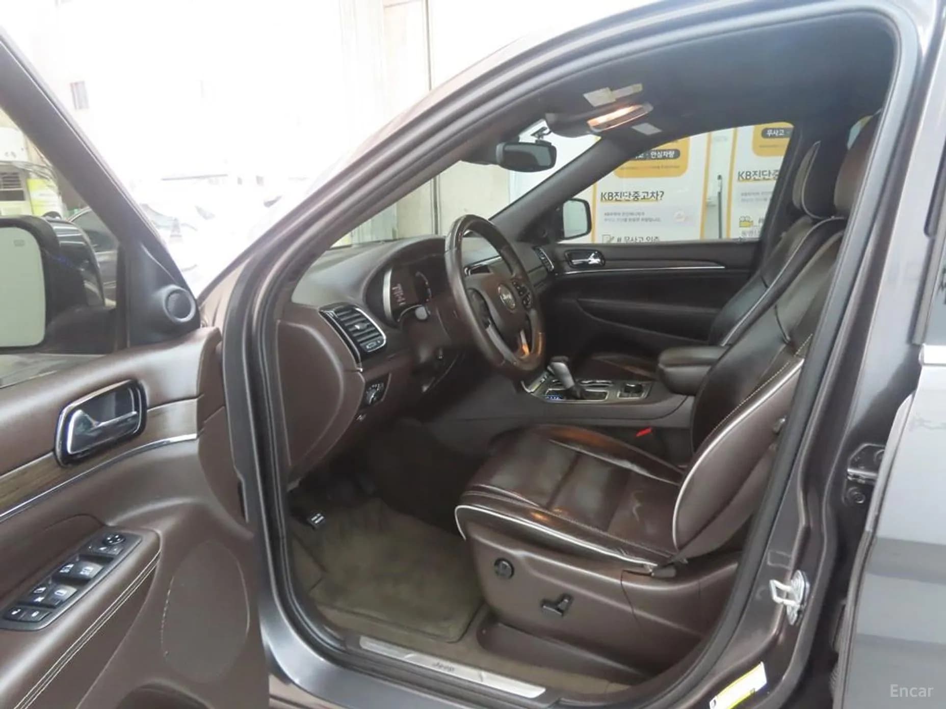 Grand Cherokee