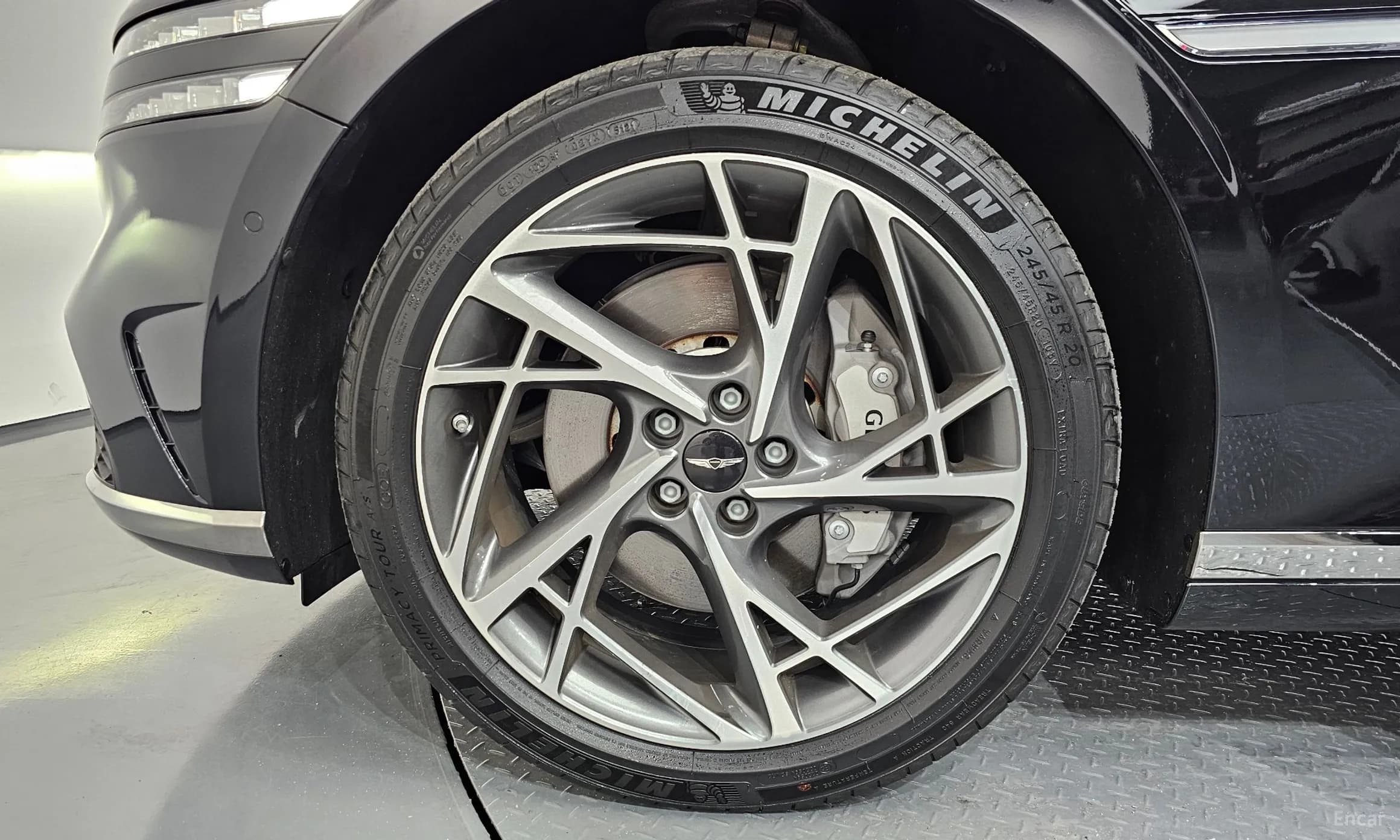 G90 (RS4)